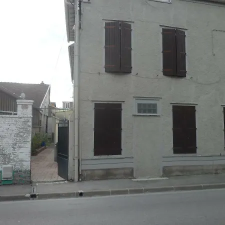 3cheap Apartment Troyes